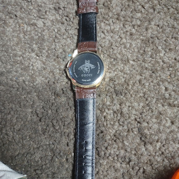 Gucci watch - Picture 3 of 5